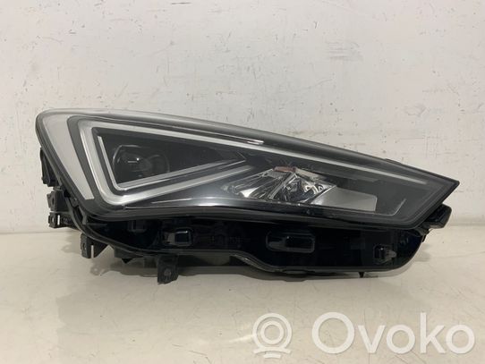 Seat Tarraco Priekinis žibintas 