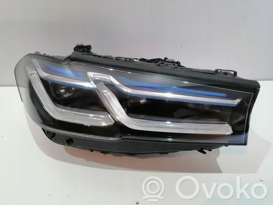 BMW 5 G30 G31 Priekinis žibintas 