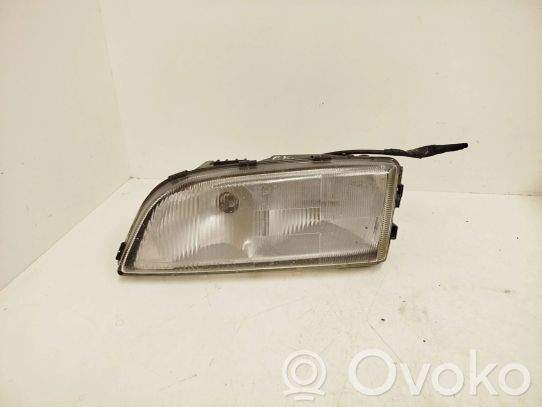 Volvo S70  V70  V70 XC Priekinis žibintas 