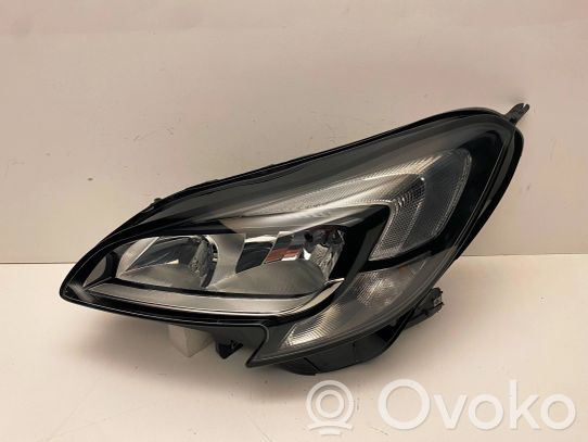 Opel Corsa E Priekinis žibintas 