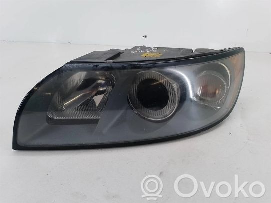 Volvo V50 Priekinis žibintas 