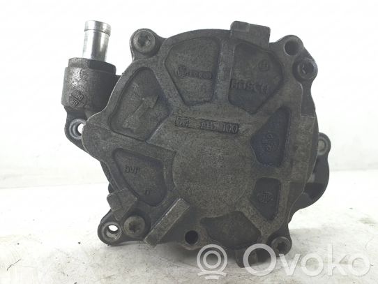 Volkswagen PASSAT B6 Pompe à vide 