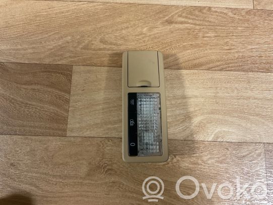 Porsche Cayenne (9PA) Lampka podsufitki tylna 