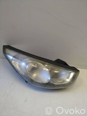 Hyundai ix35 Priekinis žibintas 