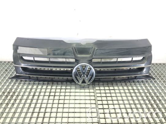 Volkswagen Multivan T5 Grotelės priekinės 