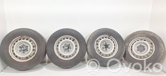 Mercedes-Benz Sprinter W906 Jante en acier R16 