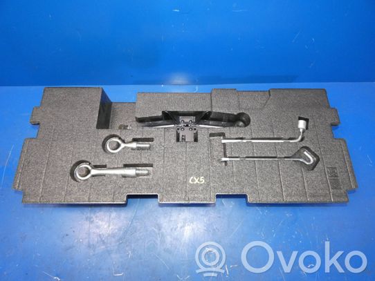 Mazda CX-5 Tool set 