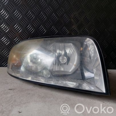 Audi A2 Priekinis žibintas 