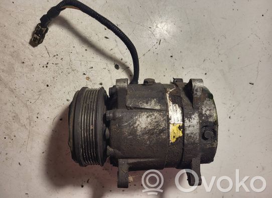 Peugeot 307 Ilmastointilaitteen kompressorin pumppu (A/C) 
