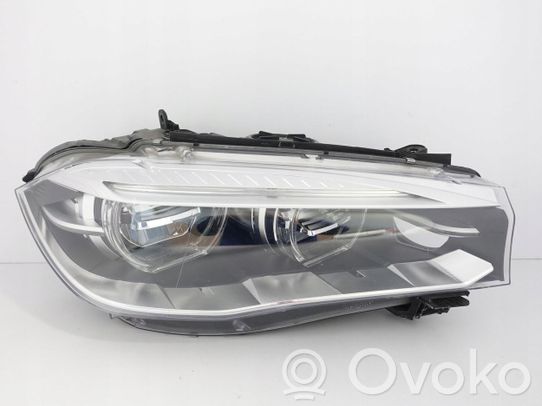 BMW X5 F15 Priekinis žibintas 