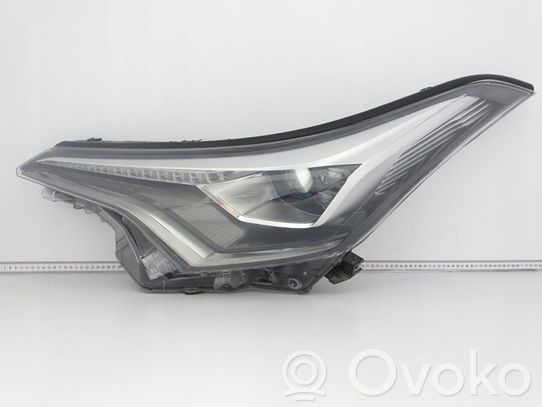 Toyota C-HR I Priekinis žibintas 