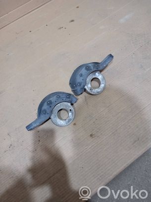 Audi A4 S4 B8 8K Molla elicoidale/supporto montante 