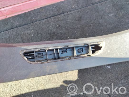 Porsche Cayenne (92A) Pilar (B) (inferior) 