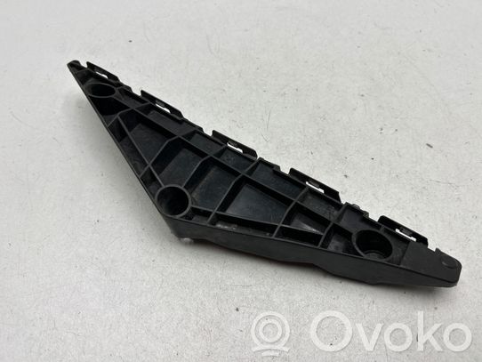 Toyota Avensis T270 Staffa di rinforzo montaggio del paraurti anteriore 