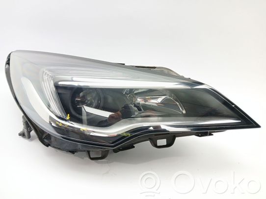 Opel Astra K Priekinis žibintas 