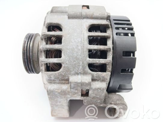 Dacia Sandero Generatore/alternatore 