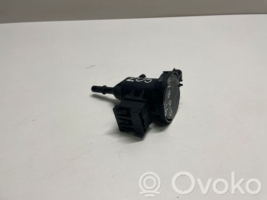 Mercedes-Benz C W205 Valvola di depressione 