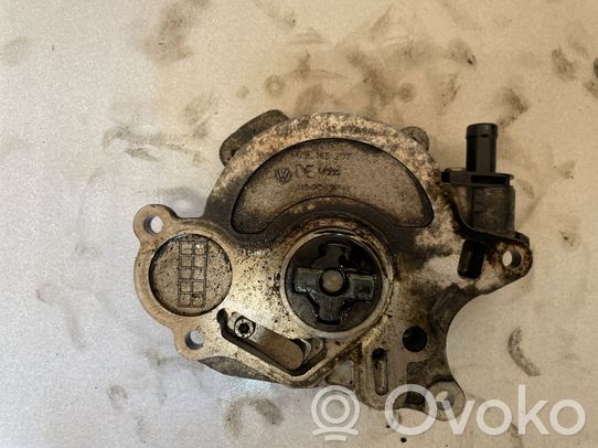 Skoda Octavia Mk2 (1Z) Pompe à vide 