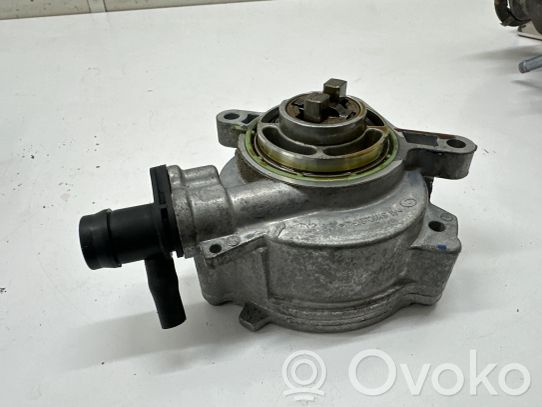 Mercedes-Benz CLA C118 X118 Pompe à vide 