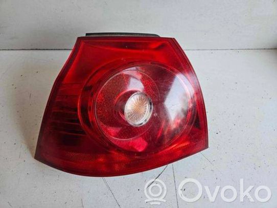 Volkswagen Golf V Galinis žibintas kėbule 
