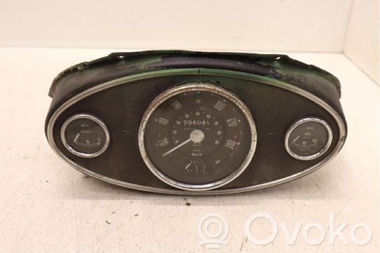 Speedometer (instrument cluster)
