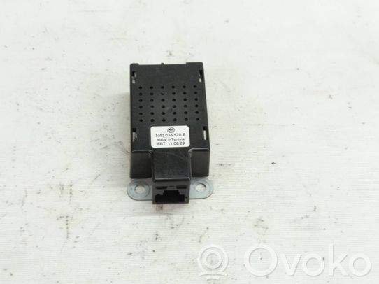 Antenas pastiprinātājs   5M0035570B