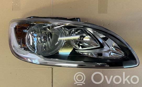 Volvo S60 Priekinis žibintas 