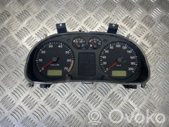 Seat Arosa Nopeusmittari (mittaristo) 