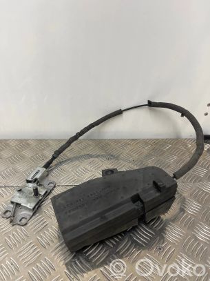 Audi A8 S8 D3 4E Takaluukun/tavaratilan lukon vastakappale 