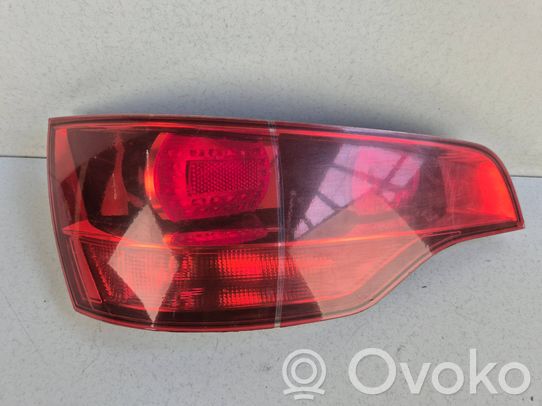 Audi Q7 4L Galinis žibintas kėbule 