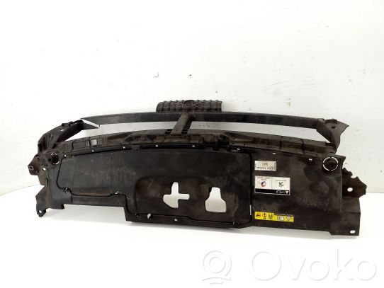 Peugeot 308 Garniture de radiateur 
