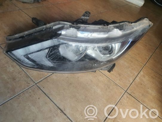 Nissan Qashqai Priekinis žibintas 