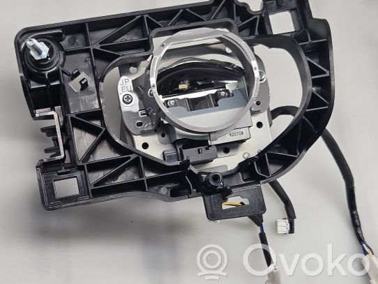 Priekinio žibinto detalė   9Z07CN