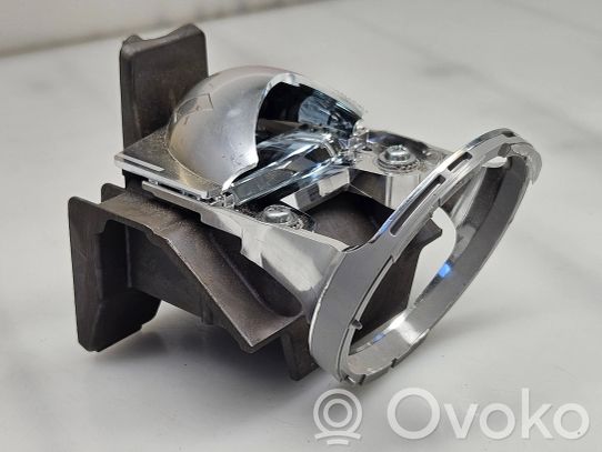 Priekinio žibinto detalė   21768A