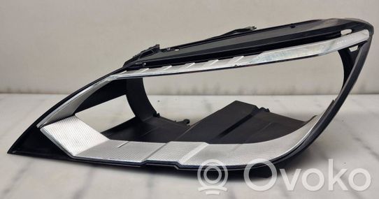 Priekinio žibinto detalė   7437051