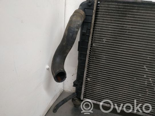 Ford Mondeo Mk III Radiatore di raffreddamento 