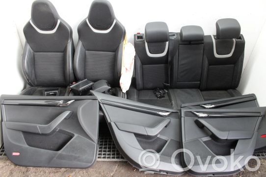 VRS Skoda Octavia Mk3 5E Innenraum komplett 490 00 RRR