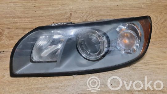 Volvo V50 Priekinis žibintas 