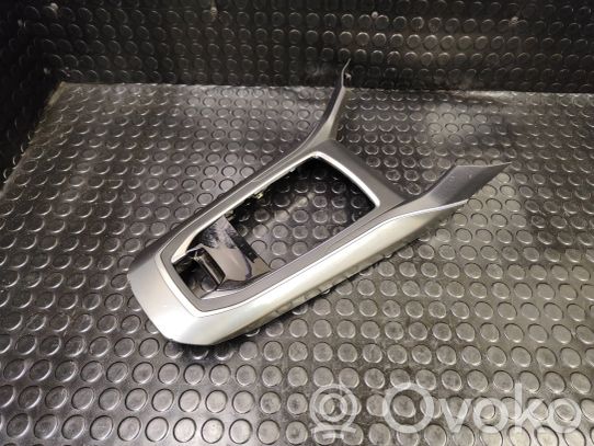 Peugeot 308 Rivestimento in plastica cornice della leva del cambio 