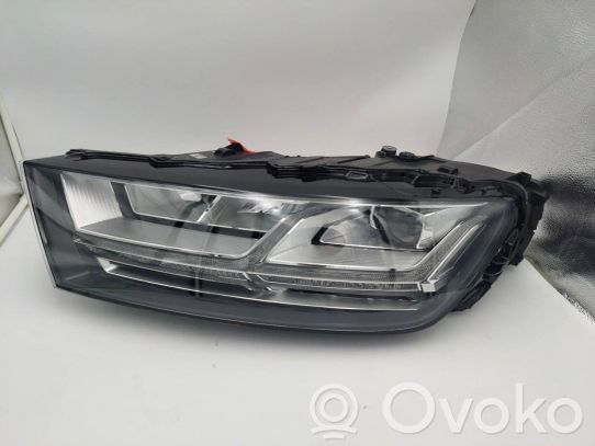 Audi Q7 4M Priekinis žibintas 