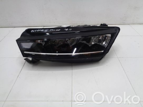 Skoda Octavia Mk4 Etu-/Ajovalo 