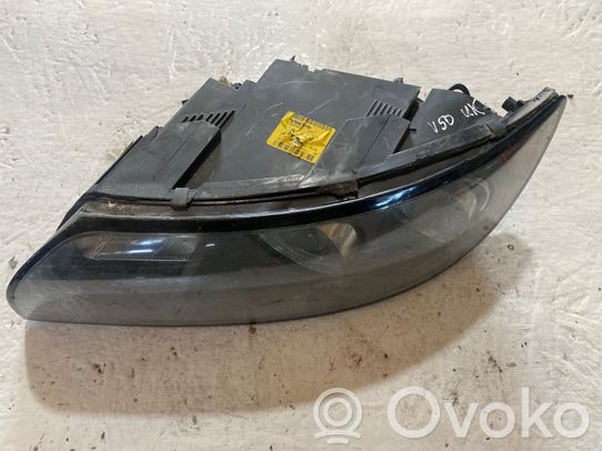 Volvo V50 Priekinis žibintas 