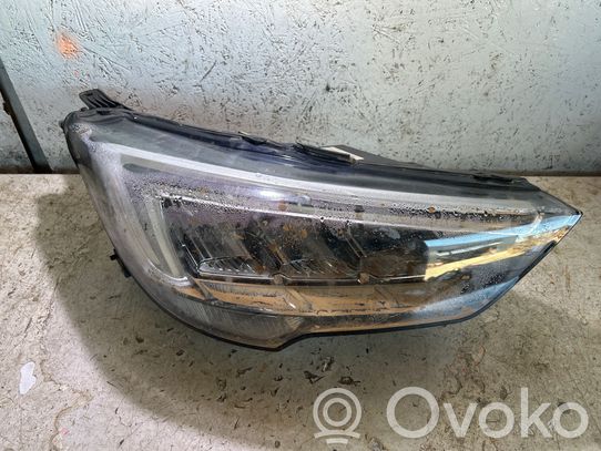 Opel Crossland X Priekinis žibintas 