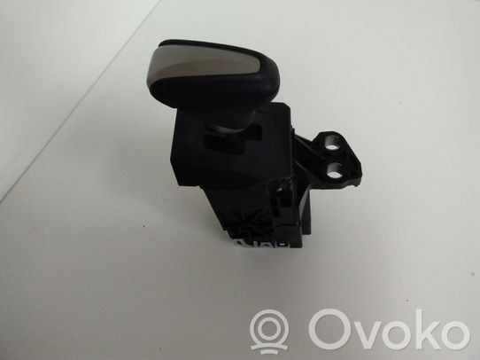 Lexus CT 200H Vaihteenvalitsin 