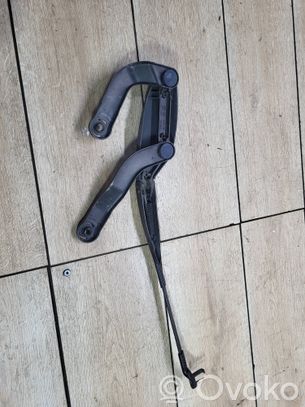 Braccio della spazzola tergicristallo anteriore   A2118200444