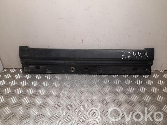 Nissan Navara D40 Pannello di supporto del radiatore (usato) 