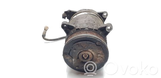 Peugeot 406 Ilmastointilaitteen kompressorin pumppu (A/C) 