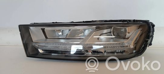 Audi Q7 4M Priekinis žibintas 
