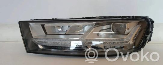 Audi Q7 4M Priekinis žibintas 
