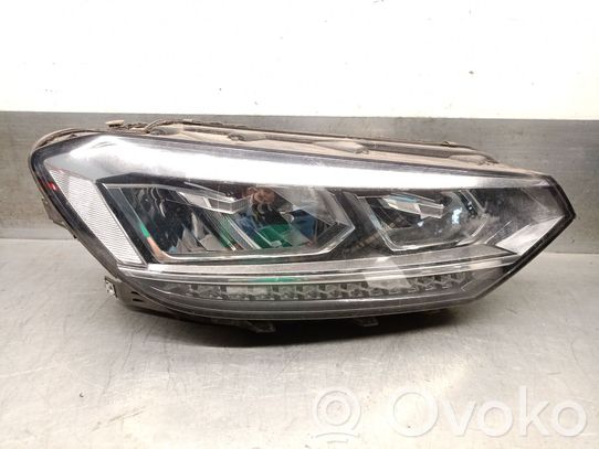 Volkswagen Touran III Priekinis žibintas 